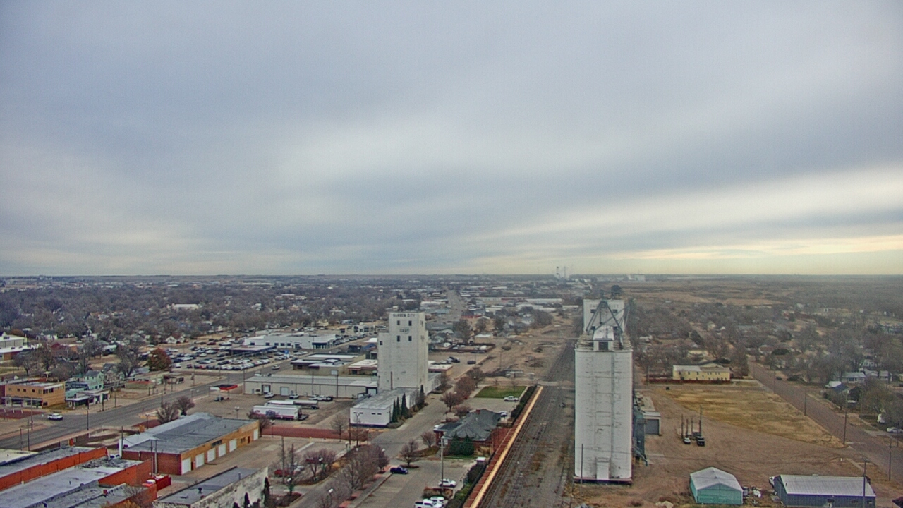 Thumbnail for current weather camera view from Garden City Coop Inc - city center in Garden City, Kansas