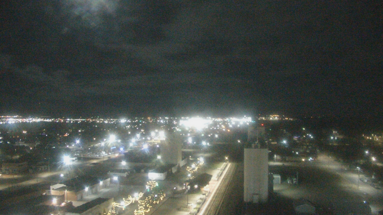 Thumbnail for current weather camera view from Garden City Coop Inc - city center in Garden City, Kansas