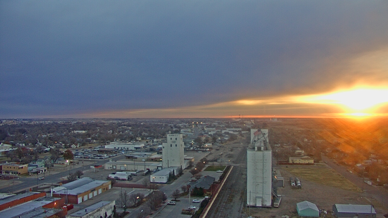 Thumbnail for current weather camera view from Garden City Coop Inc - city center in Garden City, Kansas