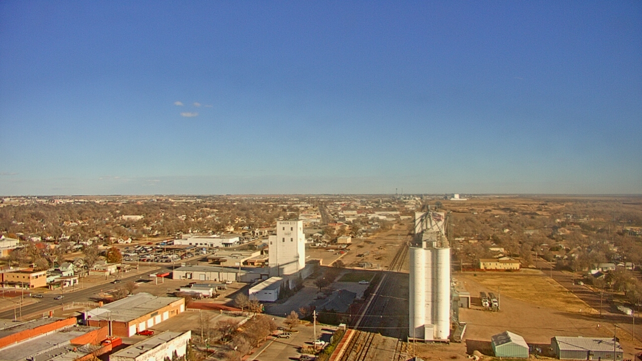 Thumbnail for current weather camera view from Garden City Coop Inc - city center in Garden City, Kansas