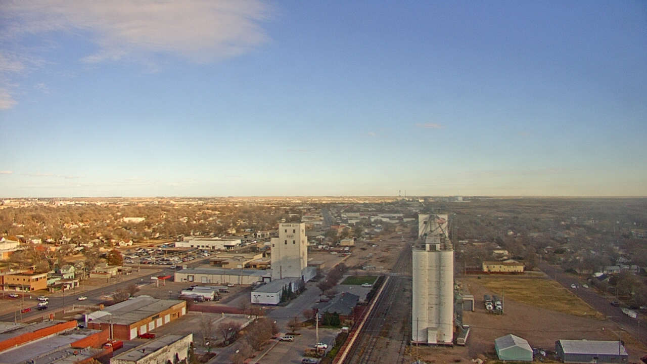 Thumbnail for current weather camera view from Garden City Coop Inc - city center in Garden City, Kansas