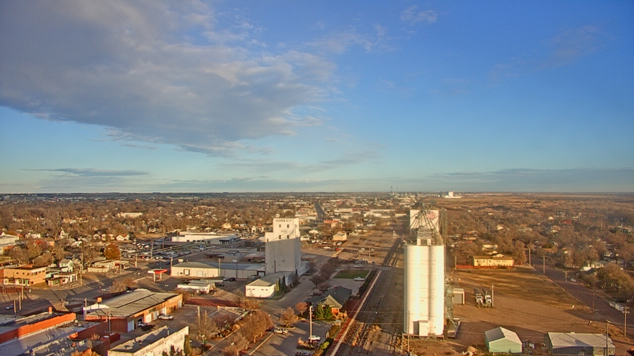 Thumbnail for current weather camera view from Garden City Coop Inc - city center in Garden City, Kansas