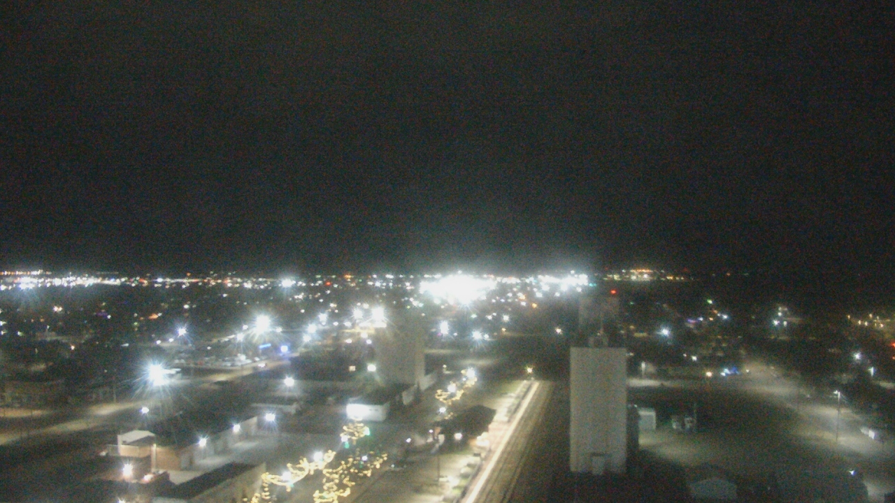 Thumbnail for current weather camera view from Garden City Coop Inc - city center in Garden City, Kansas