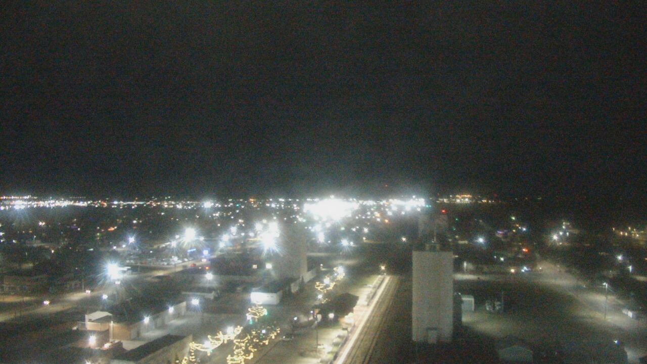 Thumbnail for current weather camera view from Garden City Coop Inc - city center in Garden City, Kansas