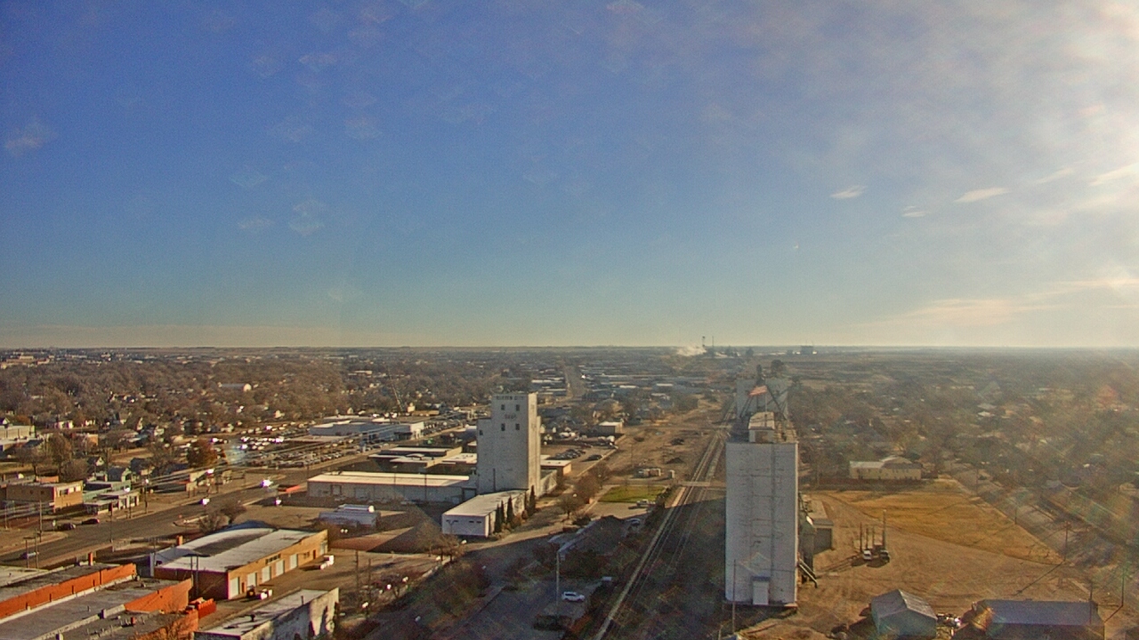 Thumbnail for current weather camera view from Garden City Coop Inc - city center in Garden City, Kansas