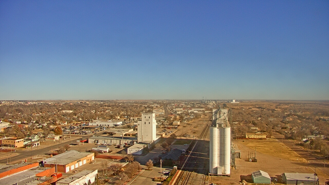 Thumbnail for current weather camera view from Garden City Coop Inc - city center in Garden City, Kansas