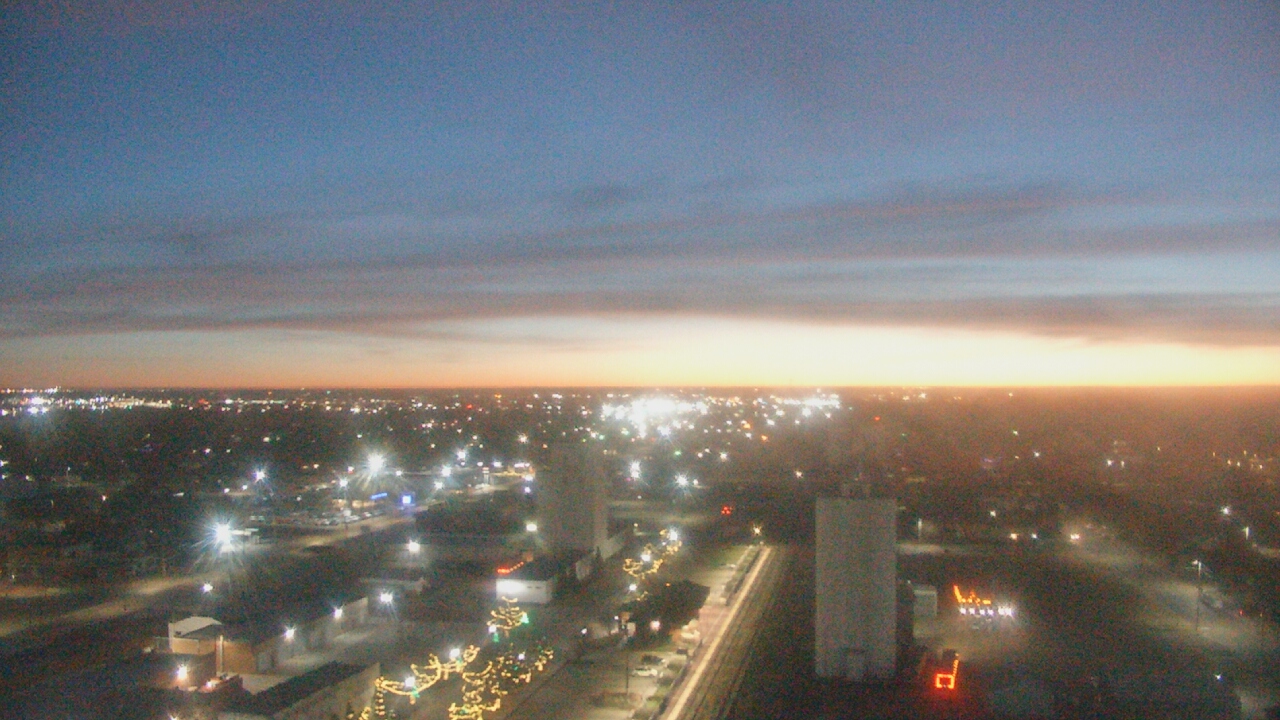 Thumbnail for current weather camera view from Garden City Coop Inc - city center in Garden City, Kansas