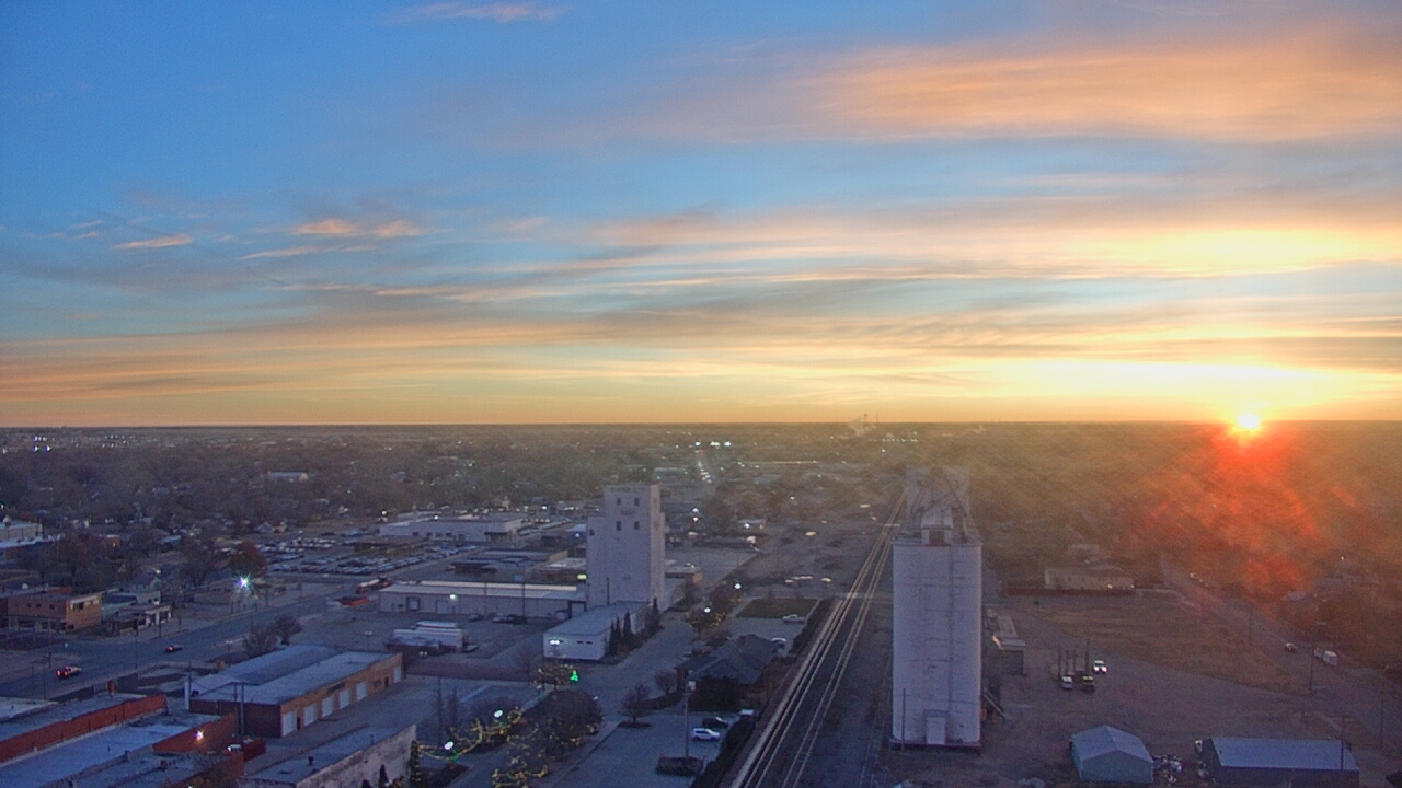 Thumbnail for current weather camera view from Garden City Coop Inc - city center in Garden City, Kansas