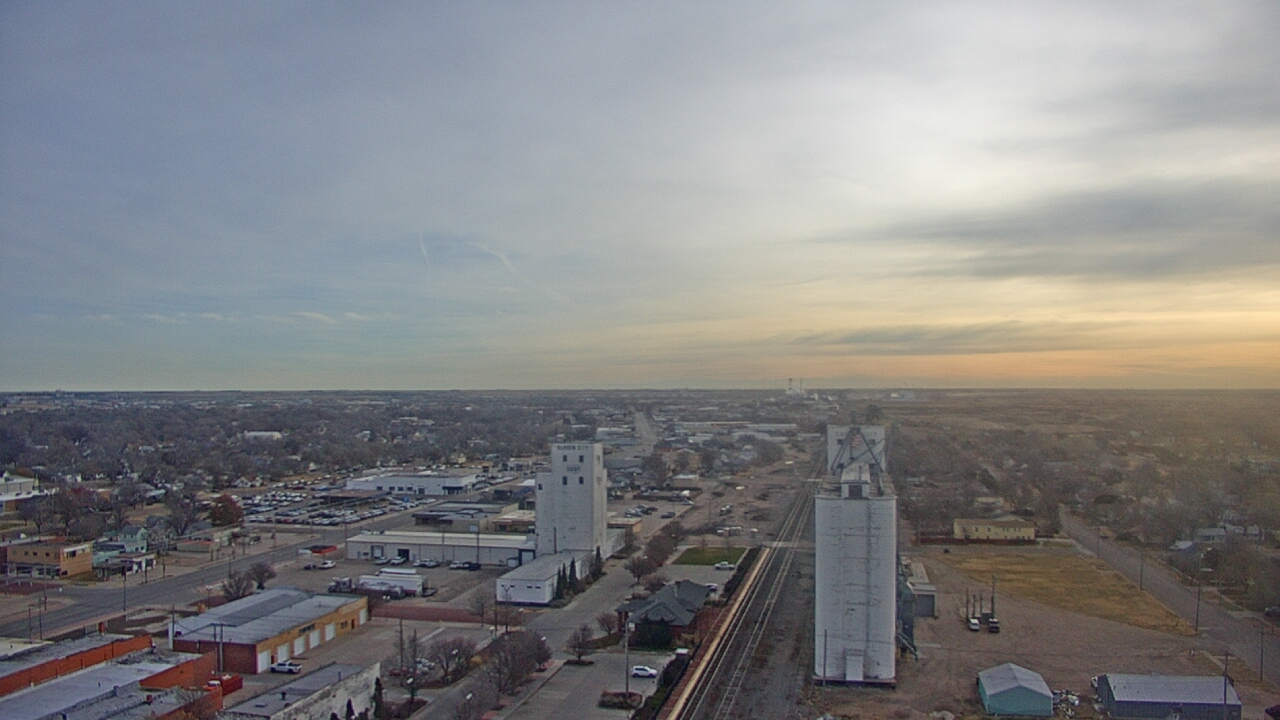 Thumbnail for current weather camera view from Garden City Coop Inc - city center in Garden City, Kansas