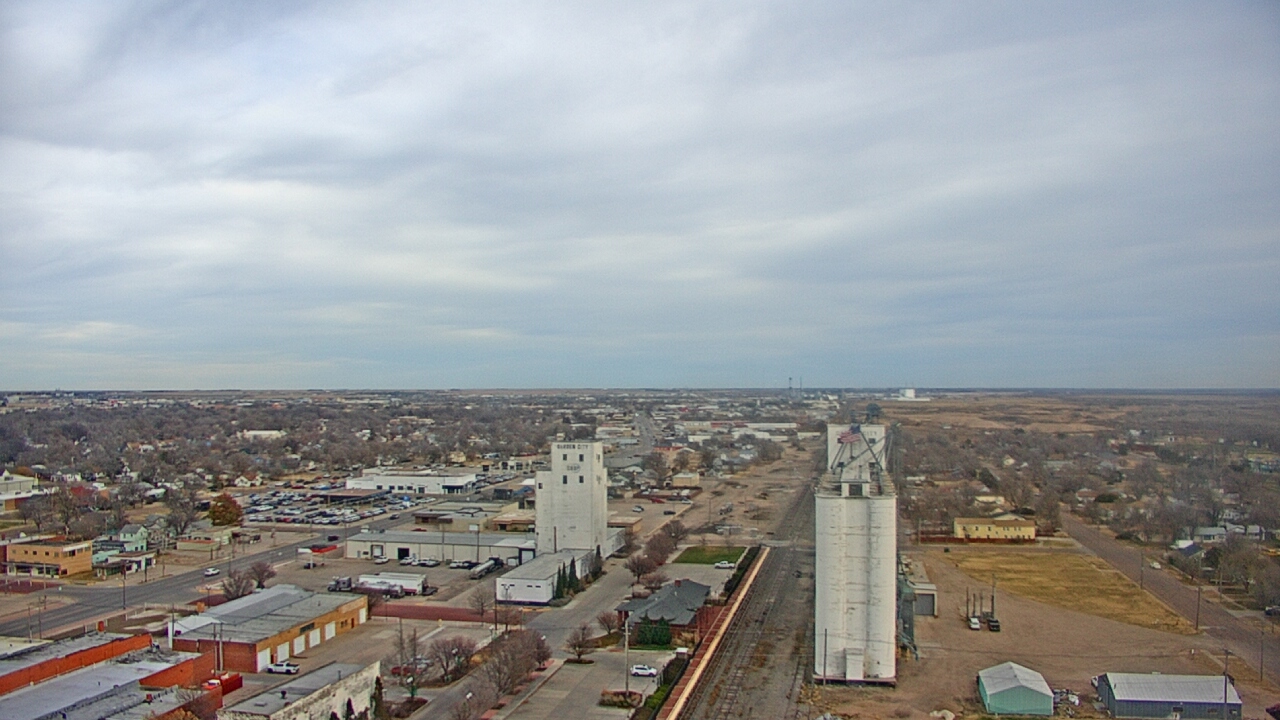 Thumbnail for current weather camera view from Garden City Coop Inc - city center in Garden City, Kansas