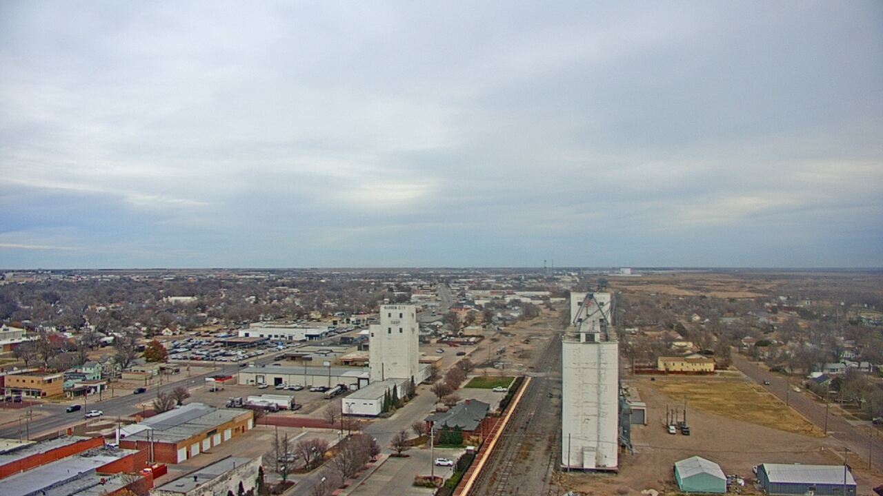 Thumbnail for current weather camera view from Garden City Coop Inc - city center in Garden City, Kansas