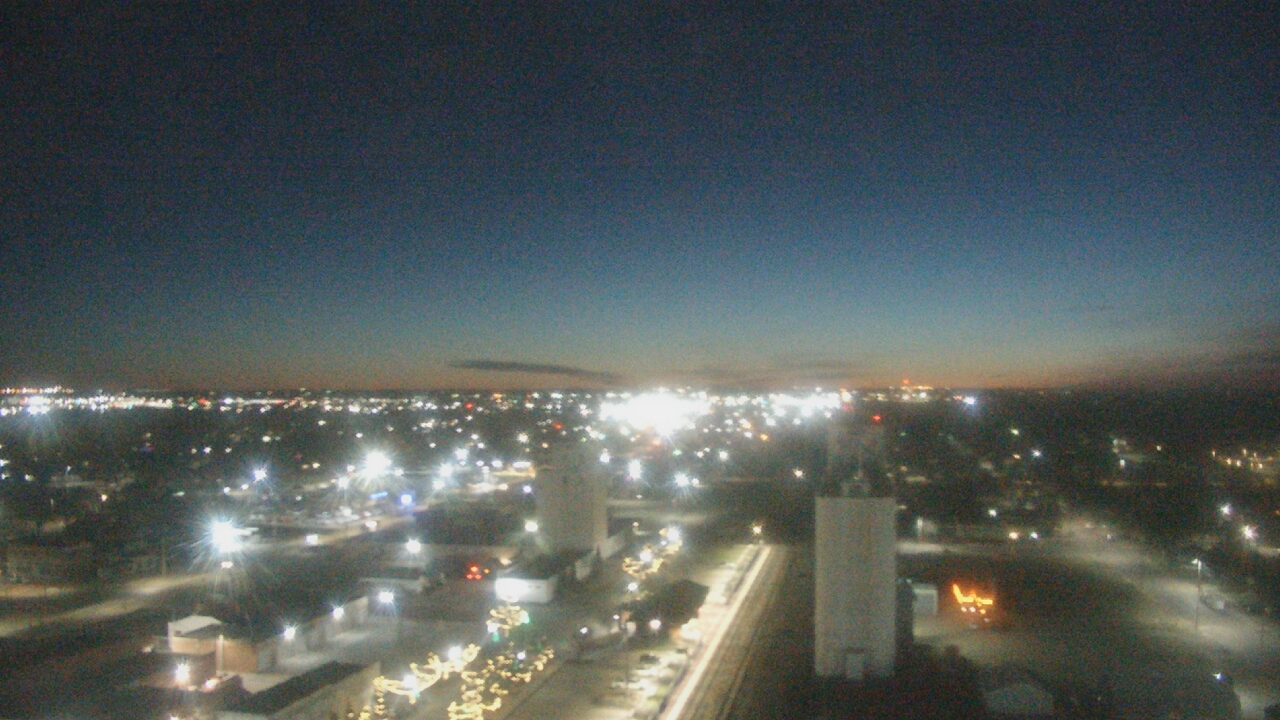 Thumbnail for current weather camera view from Garden City Coop Inc - city center in Garden City, Kansas