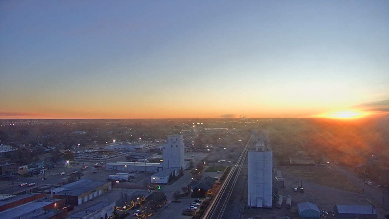 Thumbnail for current weather camera view from Garden City Coop Inc - city center in Garden City, Kansas
