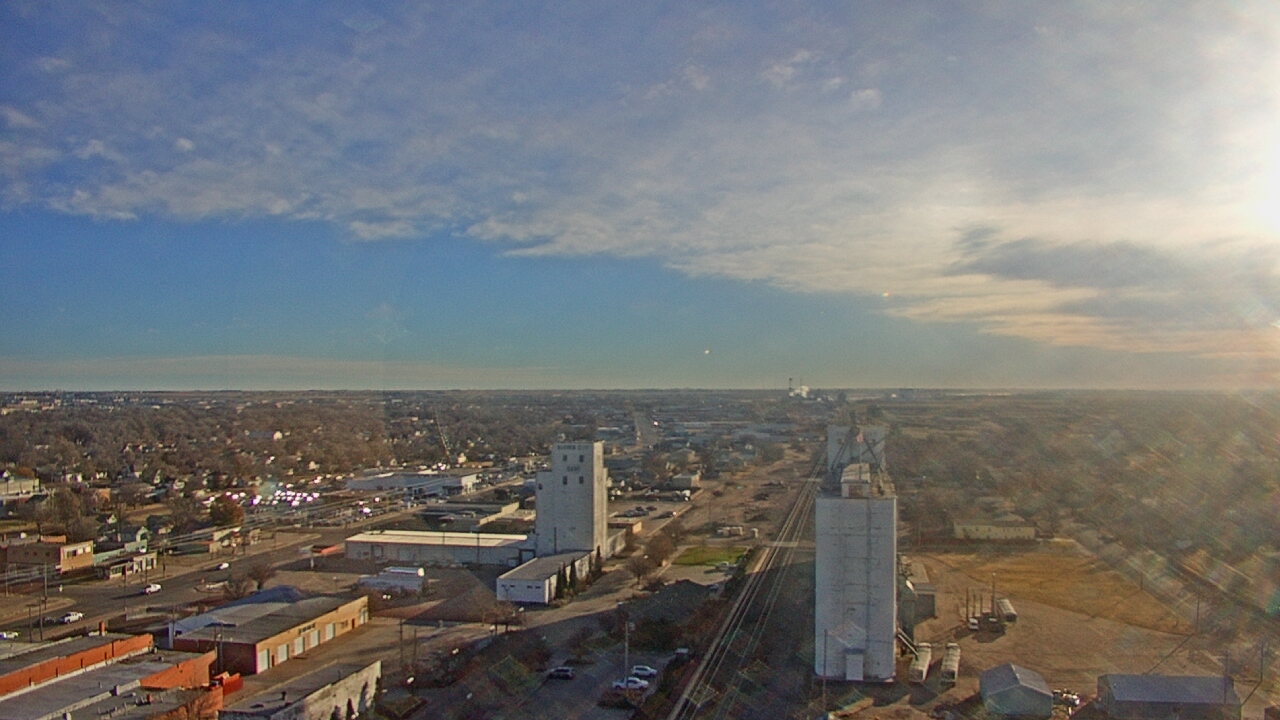 Thumbnail for current weather camera view from Garden City Coop Inc - city center in Garden City, Kansas