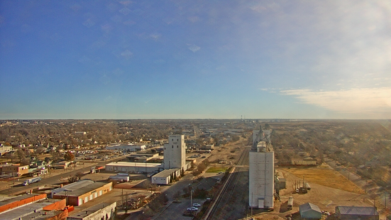 Thumbnail for current weather camera view from Garden City Coop Inc - city center in Garden City, Kansas