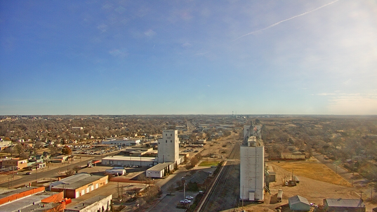 Thumbnail for current weather camera view from Garden City Coop Inc - city center in Garden City, Kansas