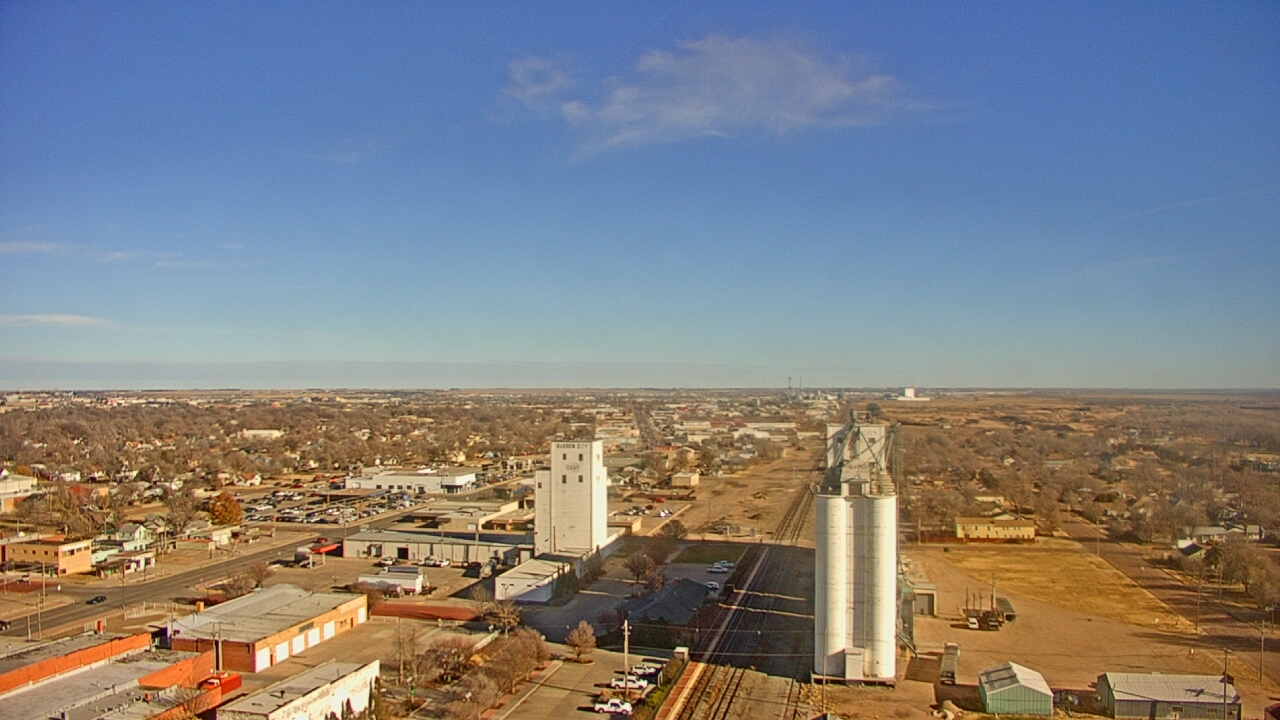 Thumbnail for current weather camera view from Garden City Coop Inc - city center in Garden City, Kansas