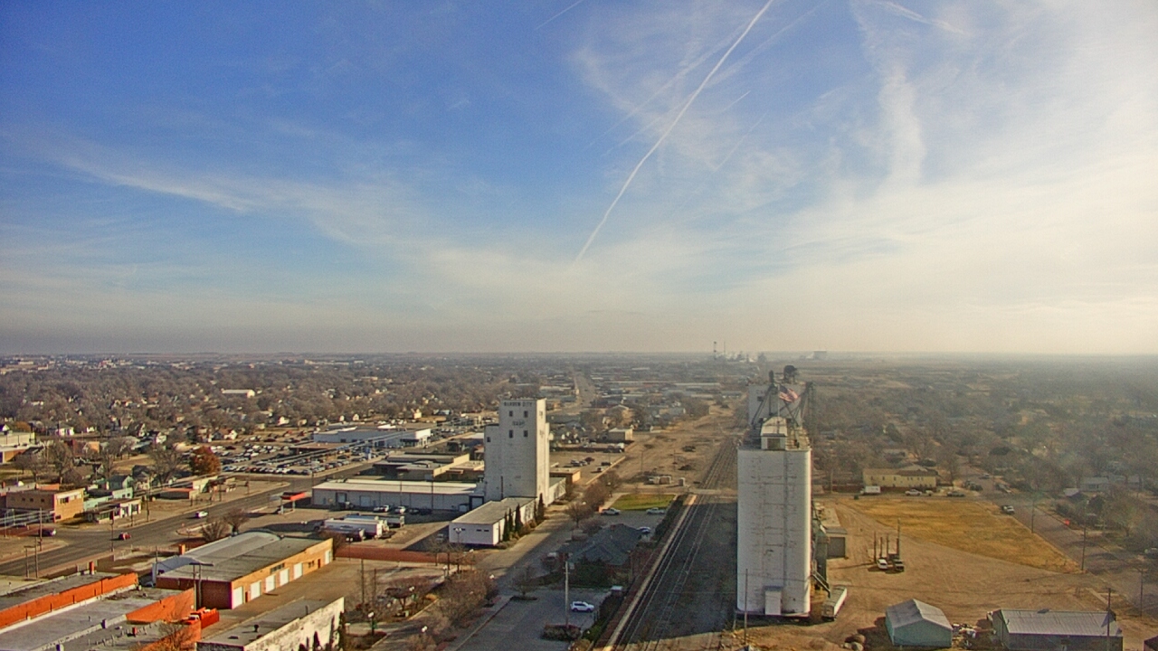 Thumbnail for current weather camera view from Garden City Coop Inc - city center in Garden City, Kansas