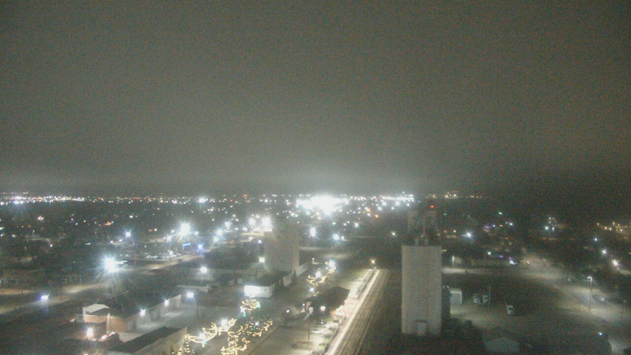 Thumbnail for current weather camera view from Garden City Coop Inc - city center in Garden City, Kansas