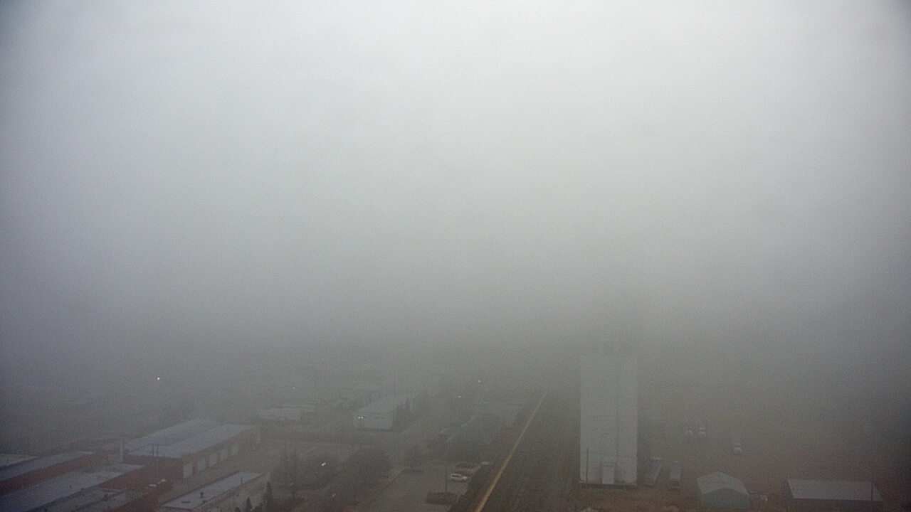 Thumbnail for current weather camera view from Garden City Coop Inc - city center in Garden City, Kansas