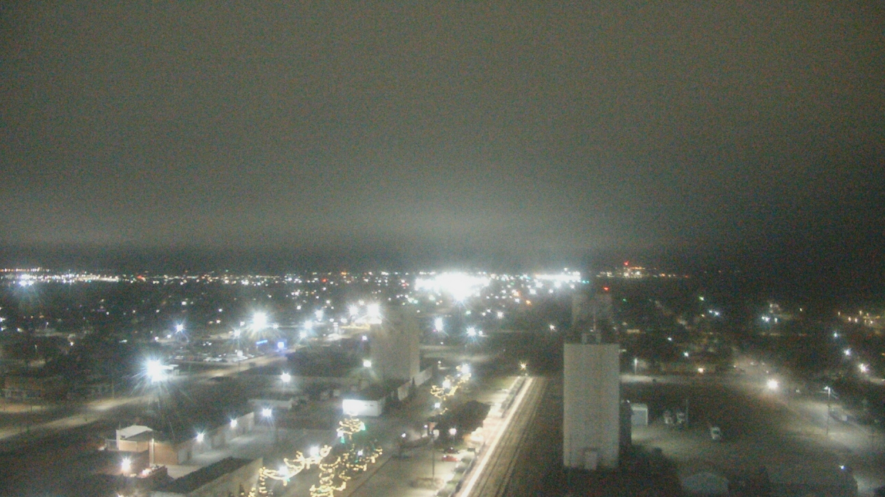 Thumbnail for current weather camera view from Garden City Coop Inc - city center in Garden City, Kansas