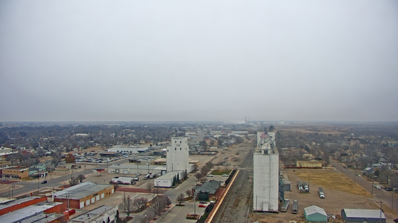 Thumbnail for current weather camera view from Garden City Coop Inc - city center in Garden City, Kansas