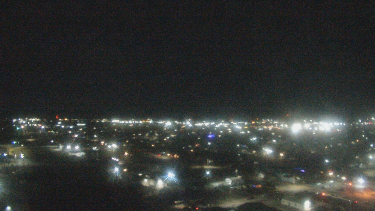 Thumbnail for current weather camera view from Garden City Coop Inc - city center in Garden City, Kansas