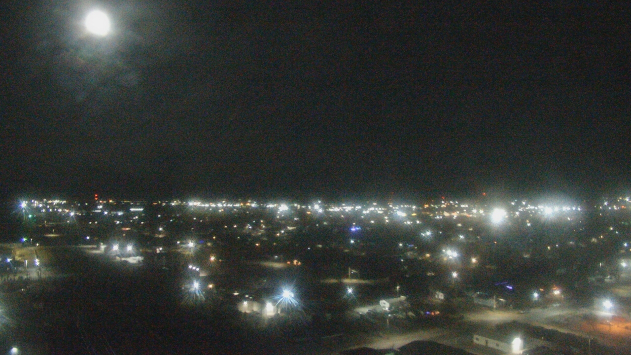 Thumbnail for current weather camera view from Garden City Coop Inc - city center in Garden City, Kansas