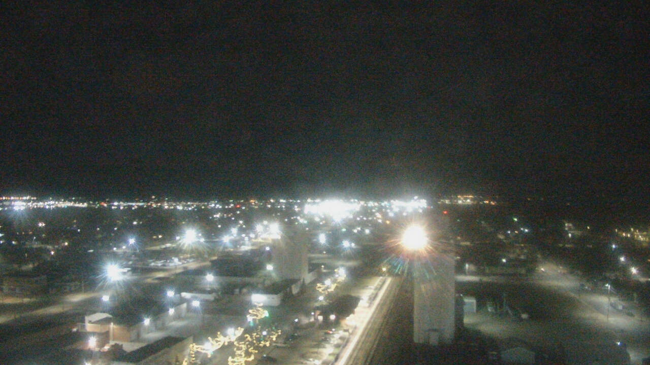 Thumbnail for current weather camera view from Garden City Coop Inc - city center in Garden City, Kansas