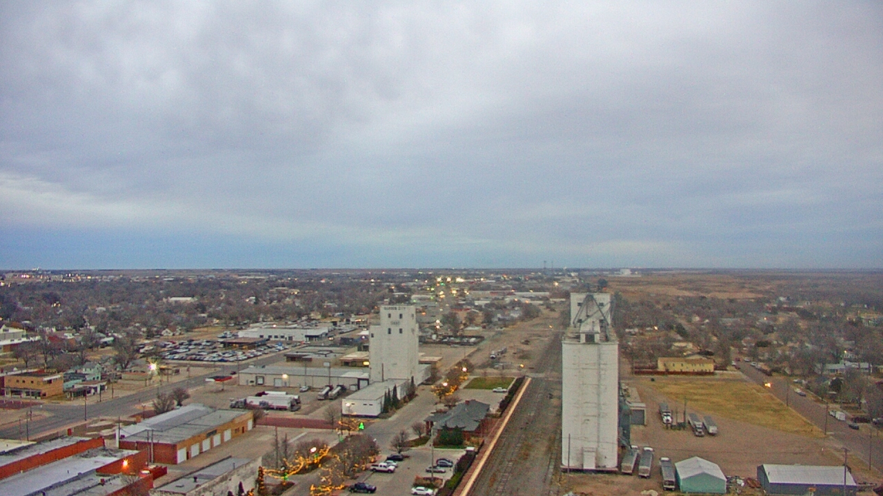 Thumbnail for current weather camera view from Garden City Coop Inc - city center in Garden City, Kansas