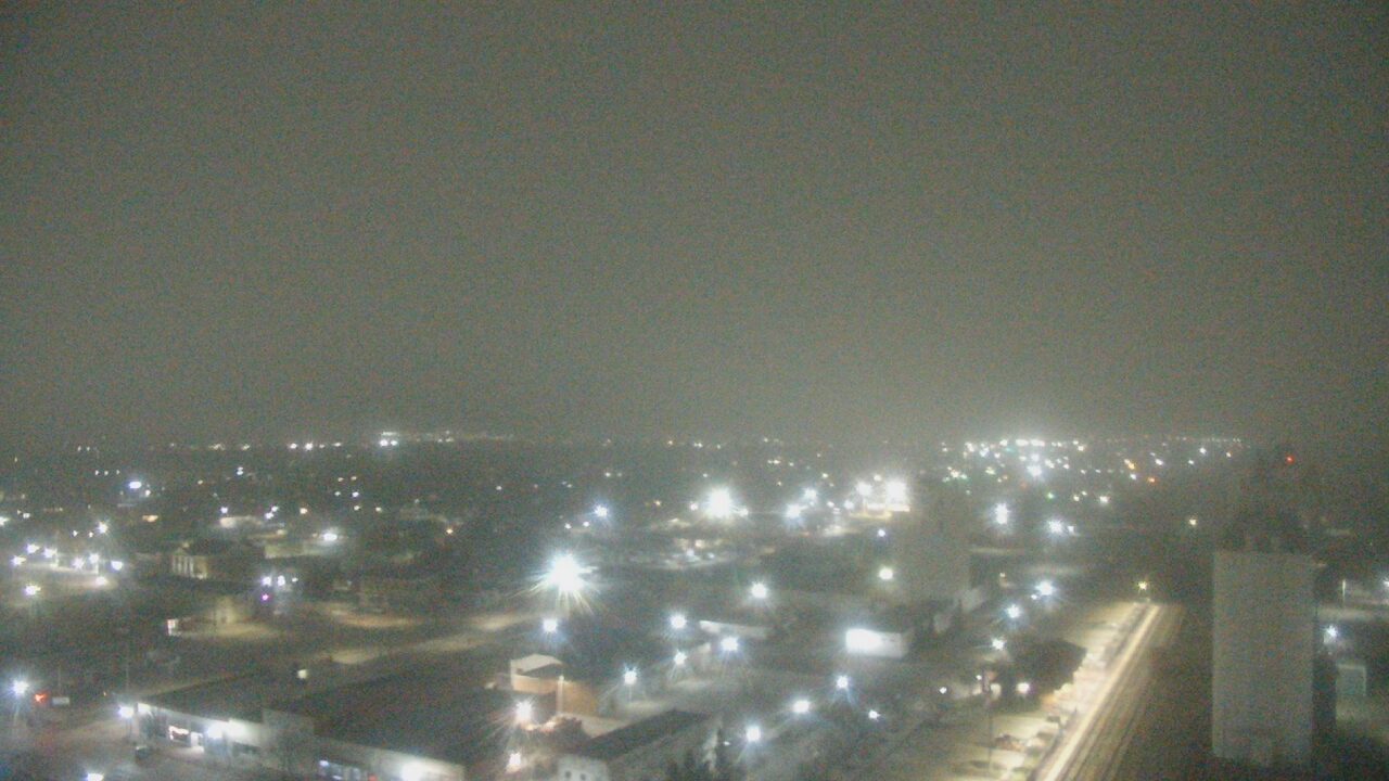 Thumbnail for current weather camera view from Garden City Coop Inc - city center in Garden City, Kansas