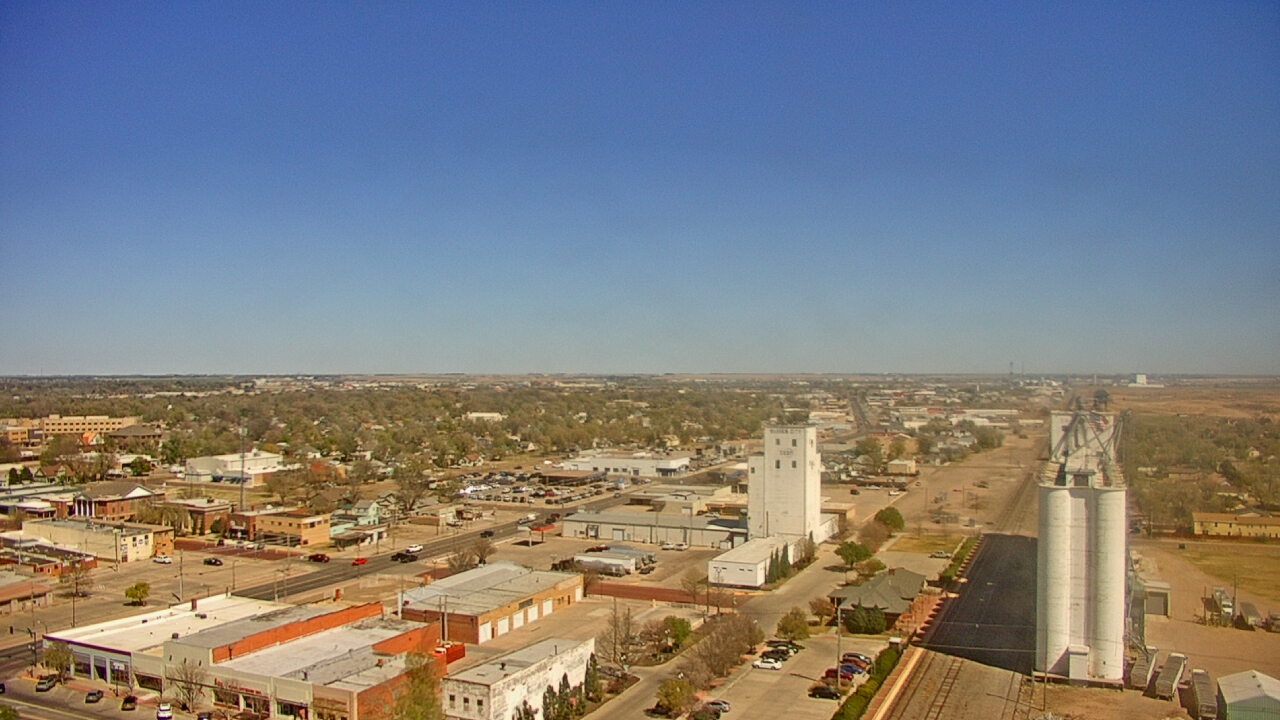 Thumbnail for current weather camera view from Garden City Coop Inc - city center in Garden City, Kansas
