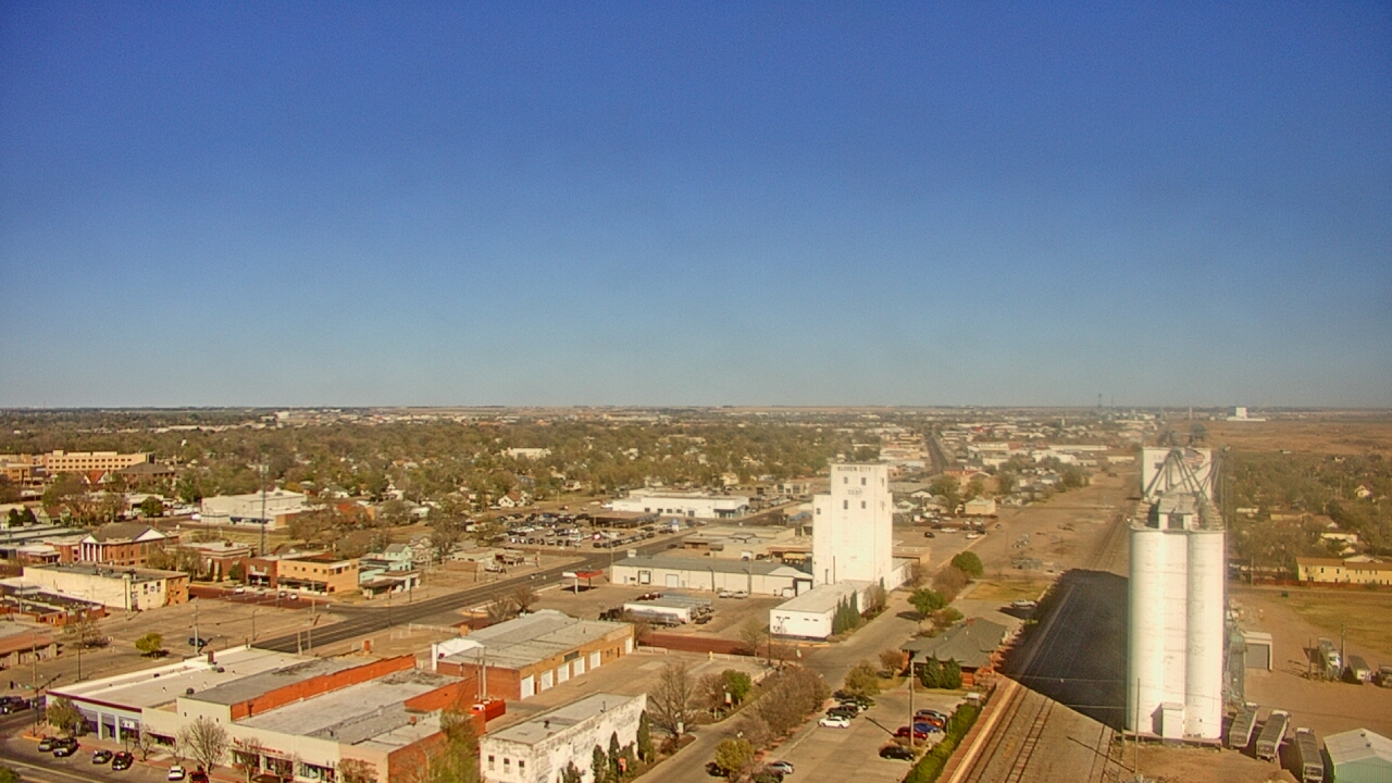 Thumbnail for current weather camera view from Garden City Coop Inc - city center in Garden City, Kansas