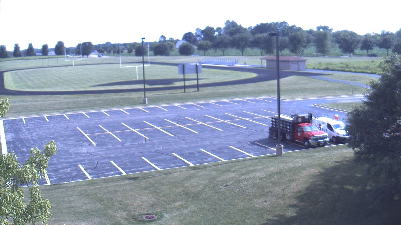 Thumbnail for current weather camera view from Geneva MS in Geneva, Illinois