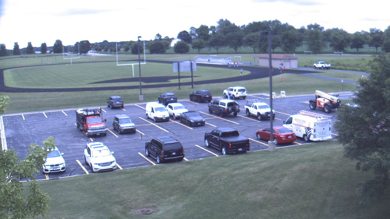 Thumbnail for current weather camera view from Geneva MS in Geneva, Illinois