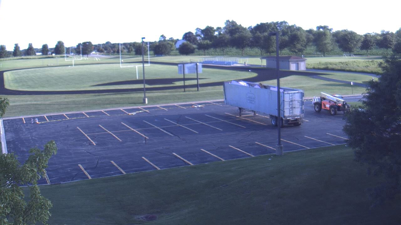Thumbnail for current weather camera view from Geneva MS in Geneva, Illinois