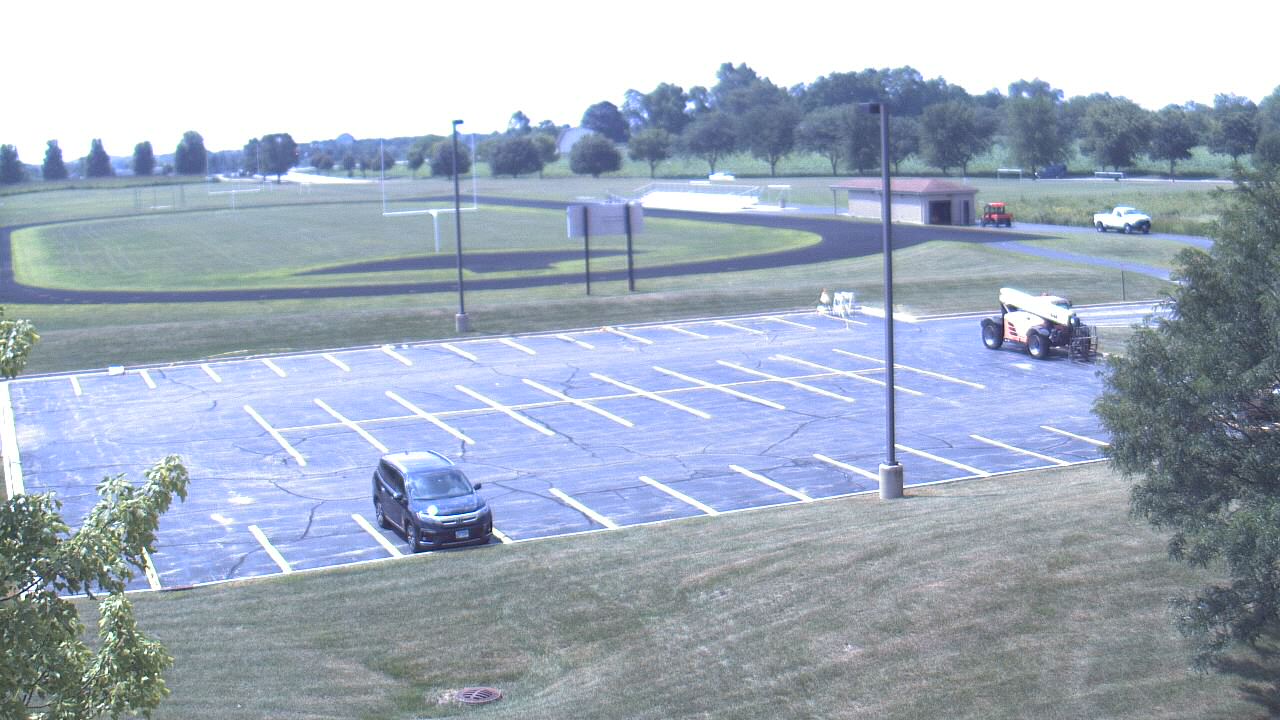 Thumbnail for current weather camera view from Geneva MS in Geneva, Illinois