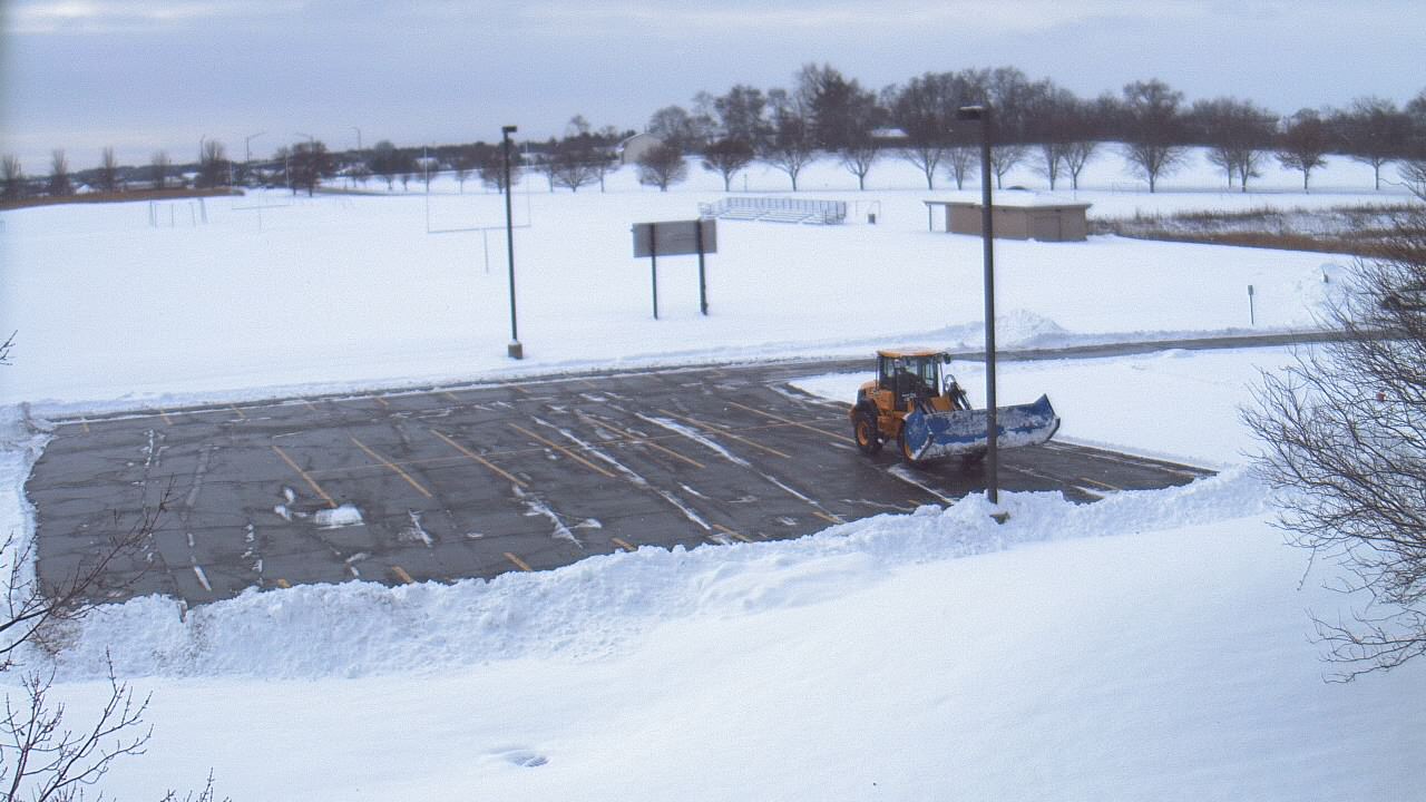 Thumbnail for current weather camera view from Geneva MS in Geneva, Illinois