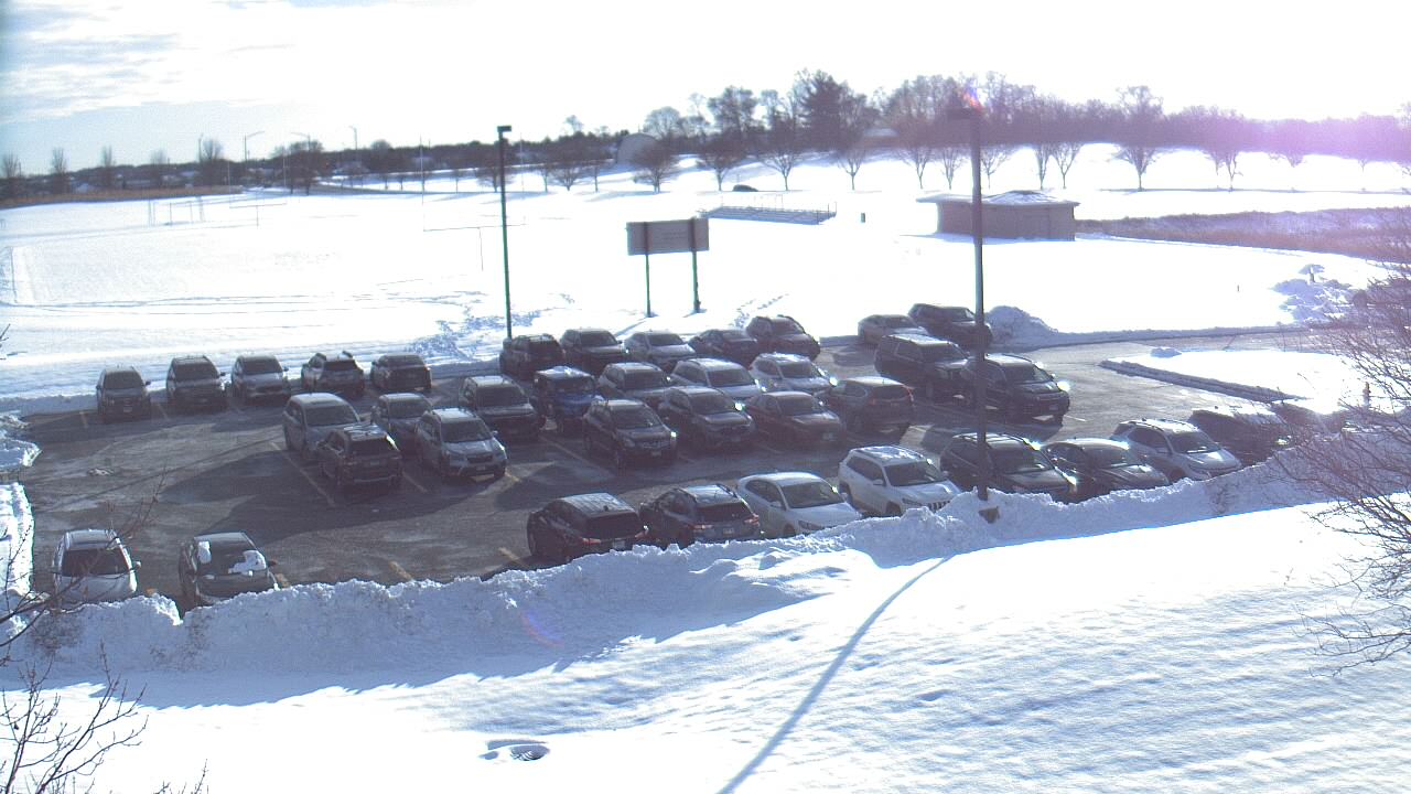 Thumbnail for current weather camera view from Geneva MS in Geneva, Illinois