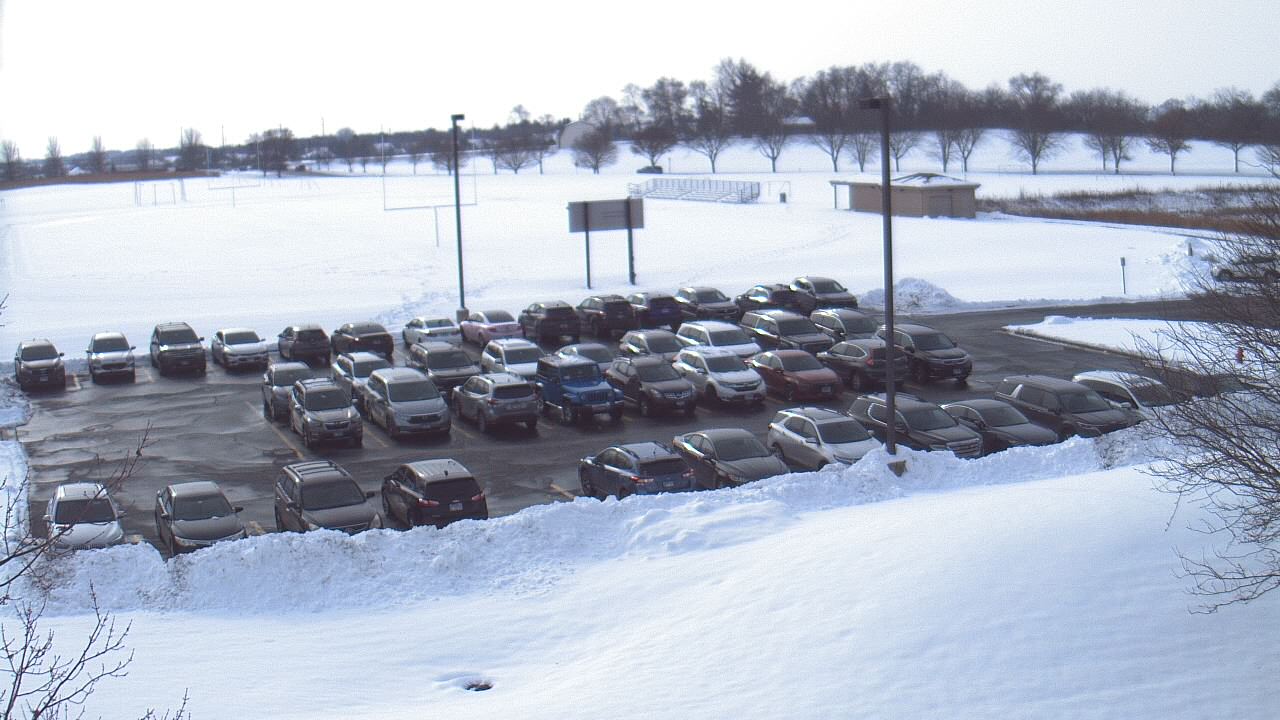 Thumbnail for current weather camera view from Geneva MS in Geneva, Illinois