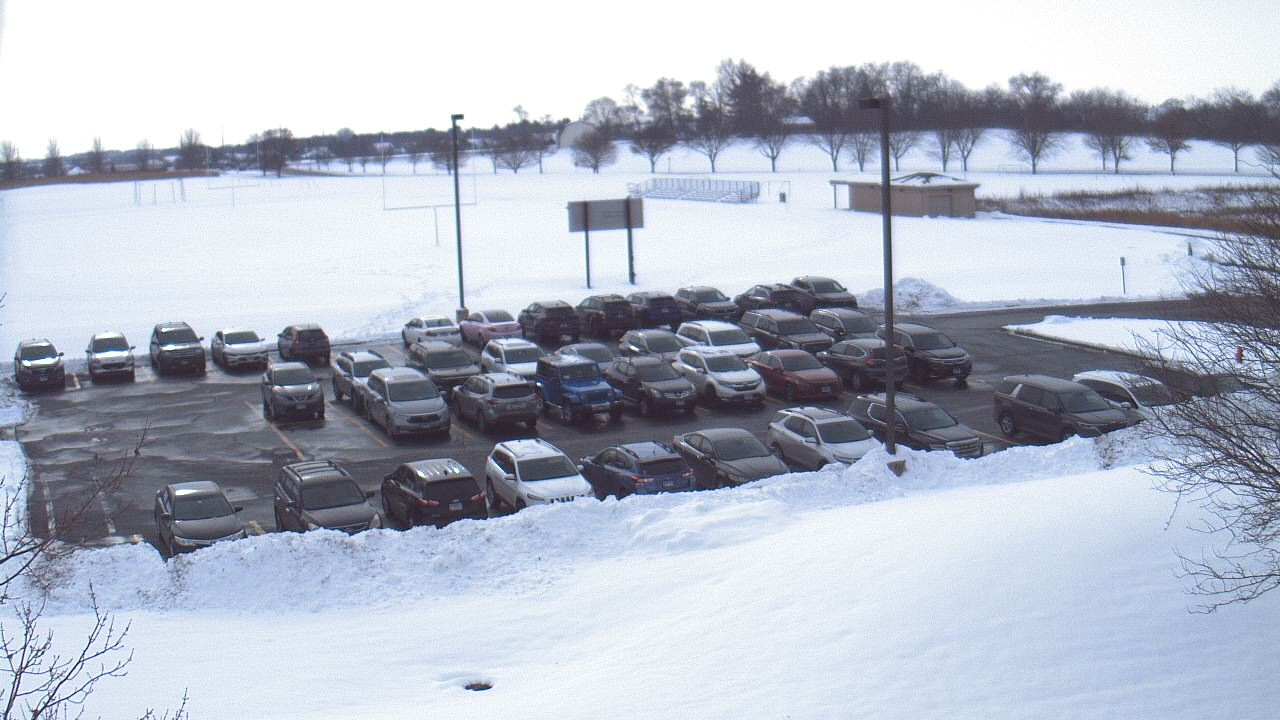 Thumbnail for current weather camera view from Geneva MS in Geneva, Illinois