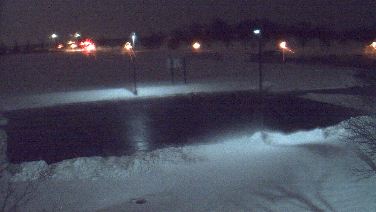 Thumbnail for current weather camera view from Geneva MS in Geneva, Illinois