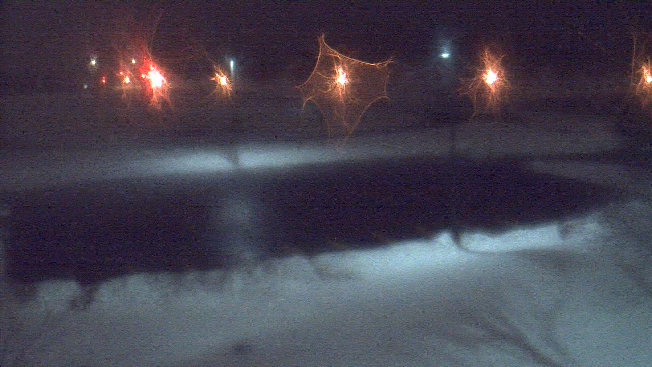 Thumbnail for current weather camera view from Geneva MS in Geneva, Illinois