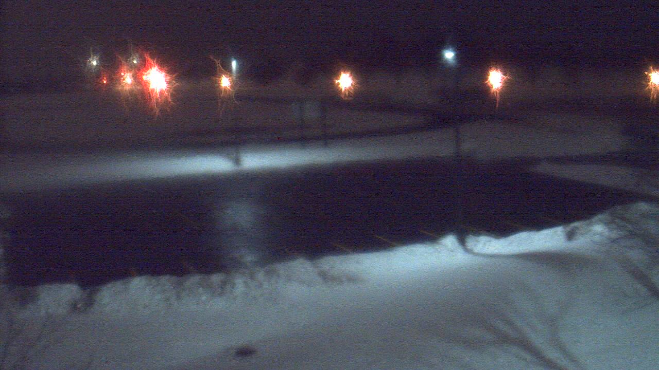 Thumbnail for current weather camera view from Geneva MS in Geneva, Illinois