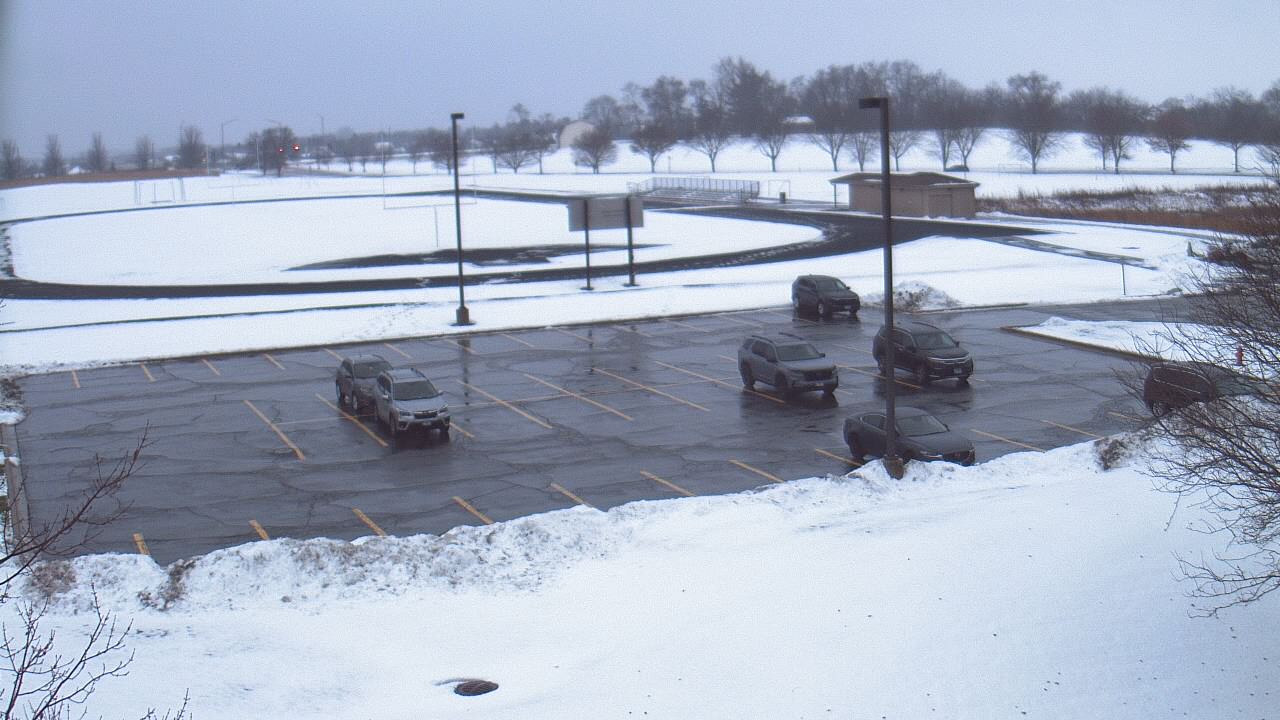 Thumbnail for current weather camera view from Geneva MS in Geneva, Illinois