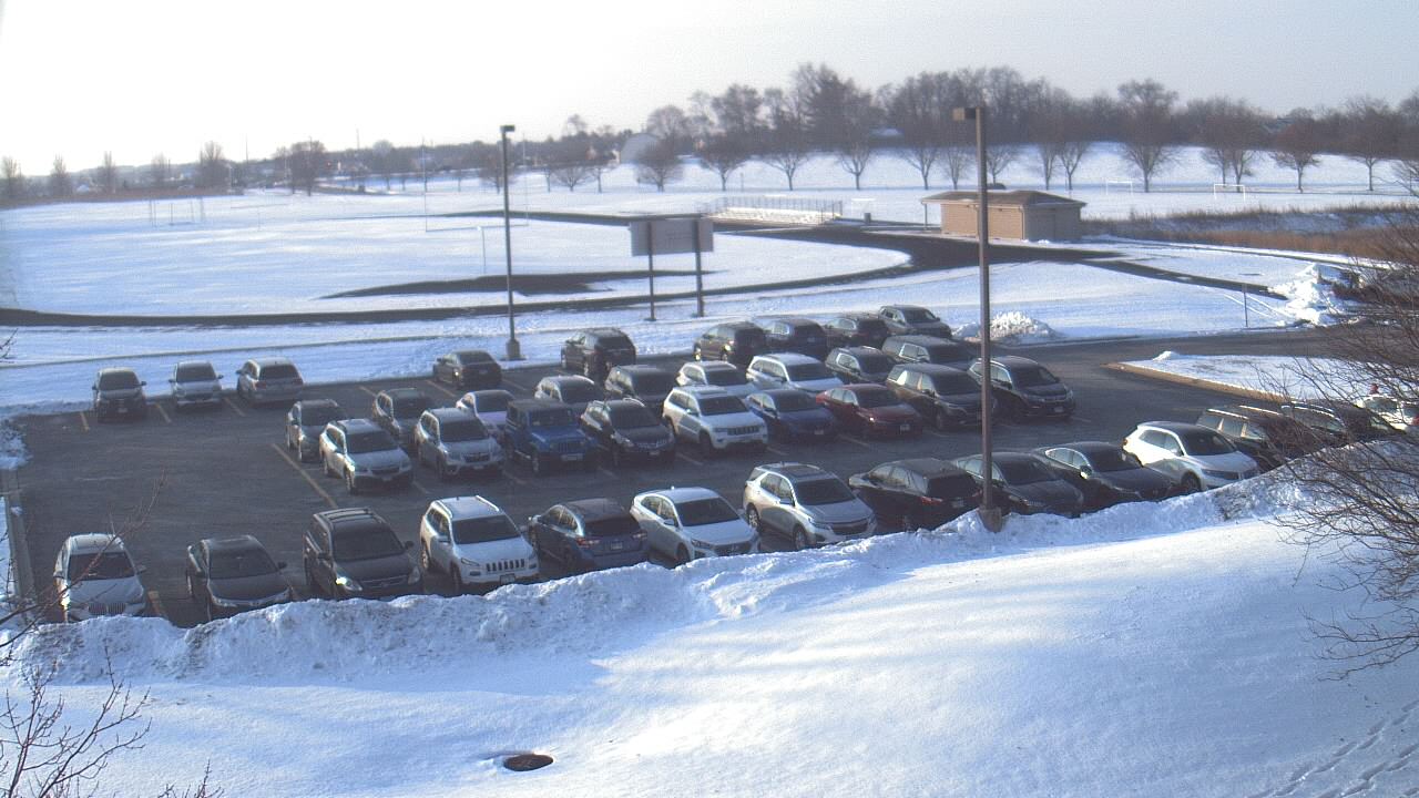 Thumbnail for current weather camera view from Geneva MS in Geneva, Illinois