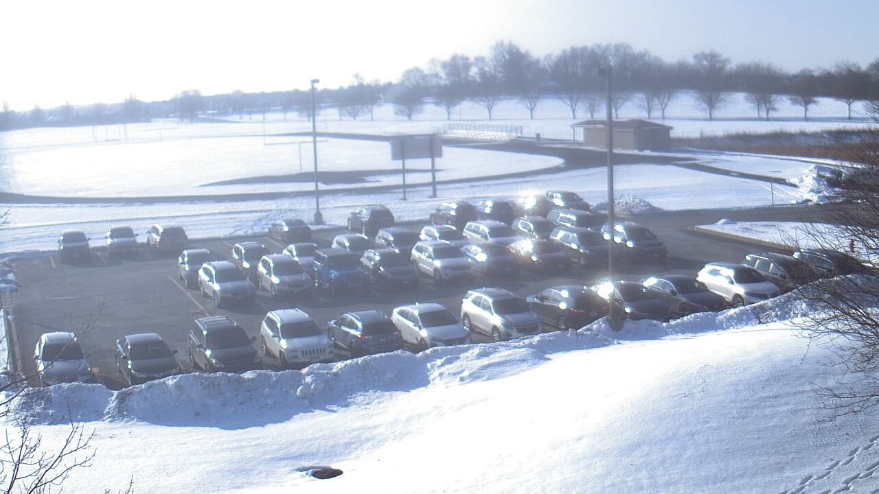 Thumbnail for current weather camera view from Geneva MS in Geneva, Illinois