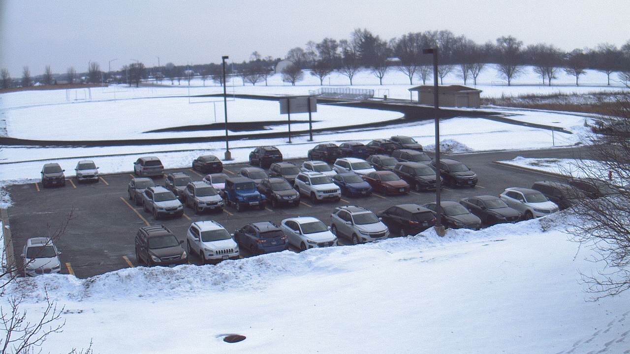 Thumbnail for current weather camera view from Geneva MS in Geneva, Illinois