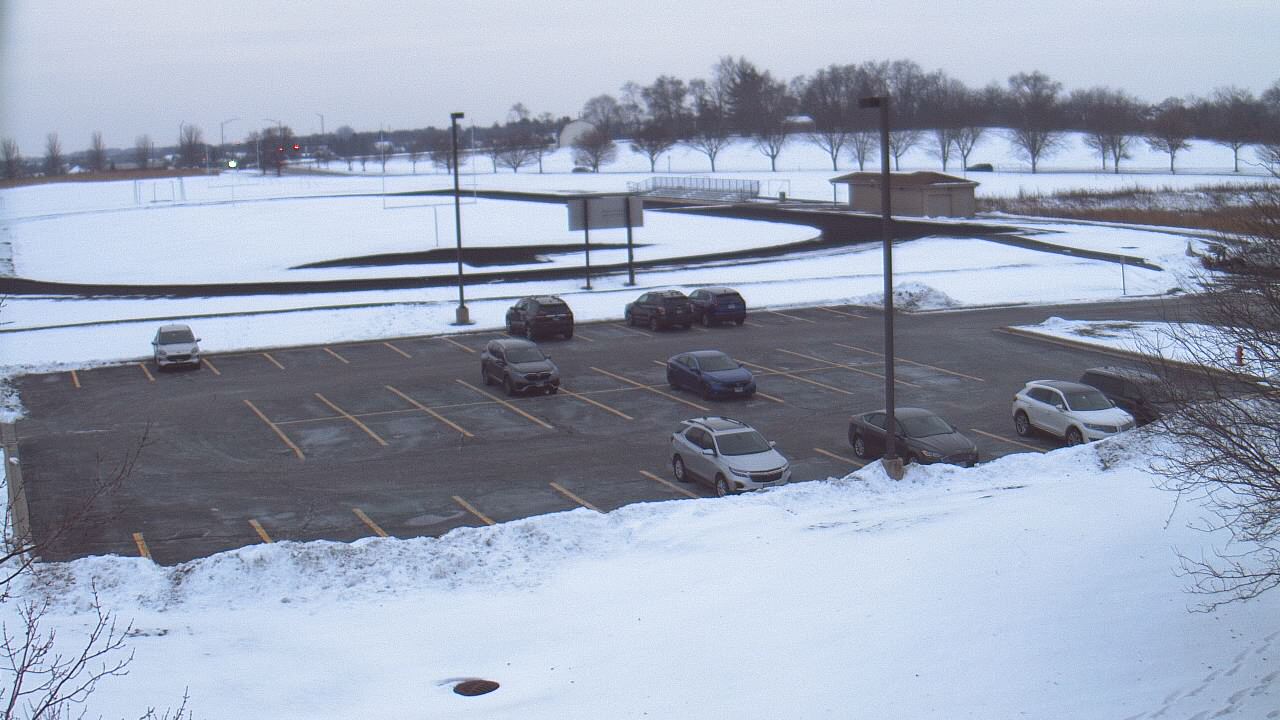 Thumbnail for current weather camera view from Geneva MS in Geneva, Illinois