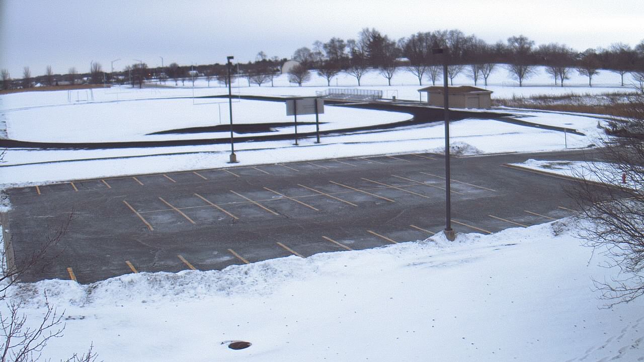 Thumbnail for current weather camera view from Geneva MS in Geneva, Illinois